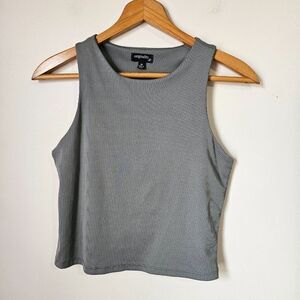 EUC ORIGINALITY HIGH NECK SLEEVELESS RIBBED SOFT TANK TOP SIZE MEDIUM